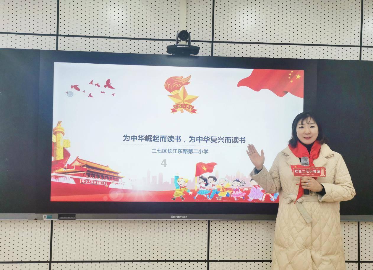 她在《甄嬛传》中只出现四次,背后主子很强大,间接害死了一人